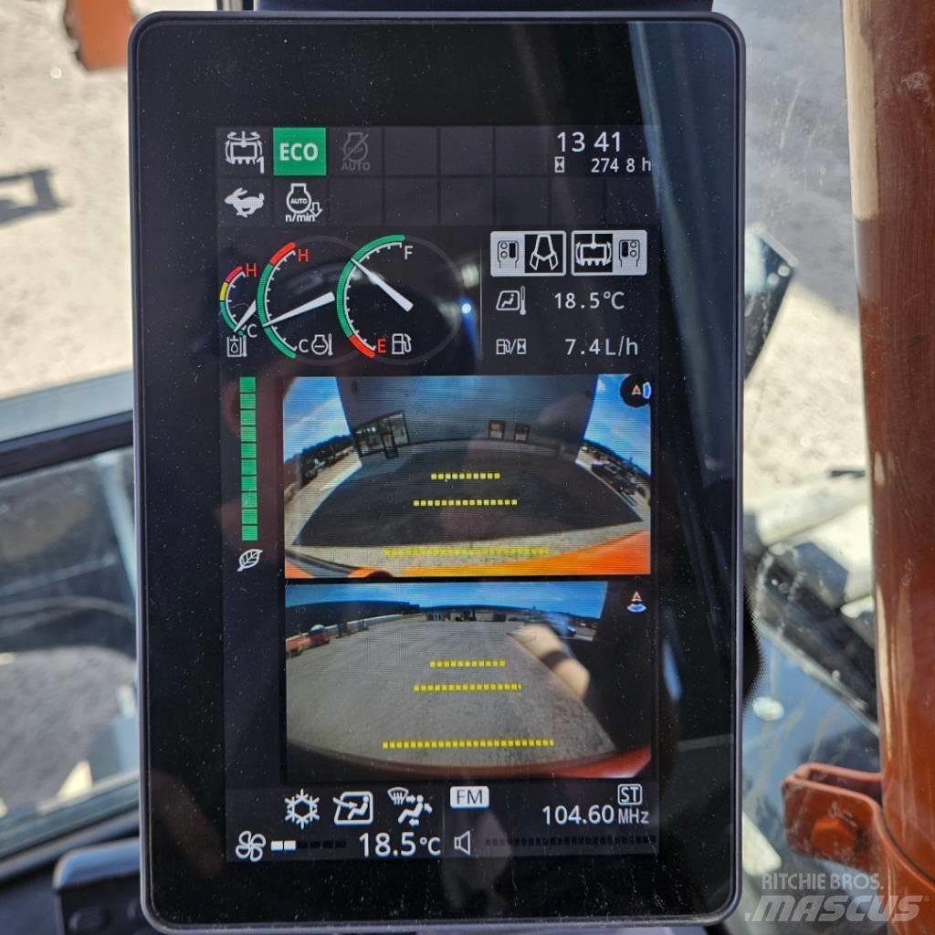 Hitachi ZX135US-7 Гусеничные экскаваторы
