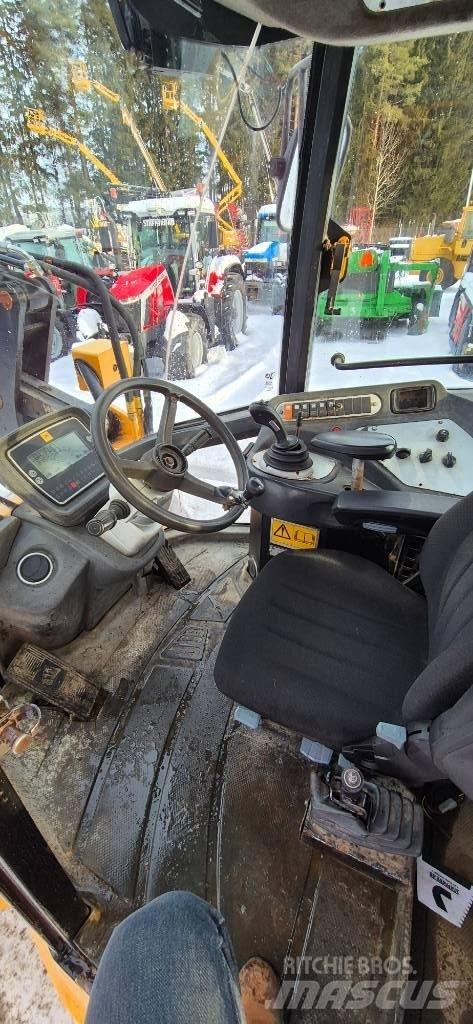 JCB 426 Фронтальные погрузчики