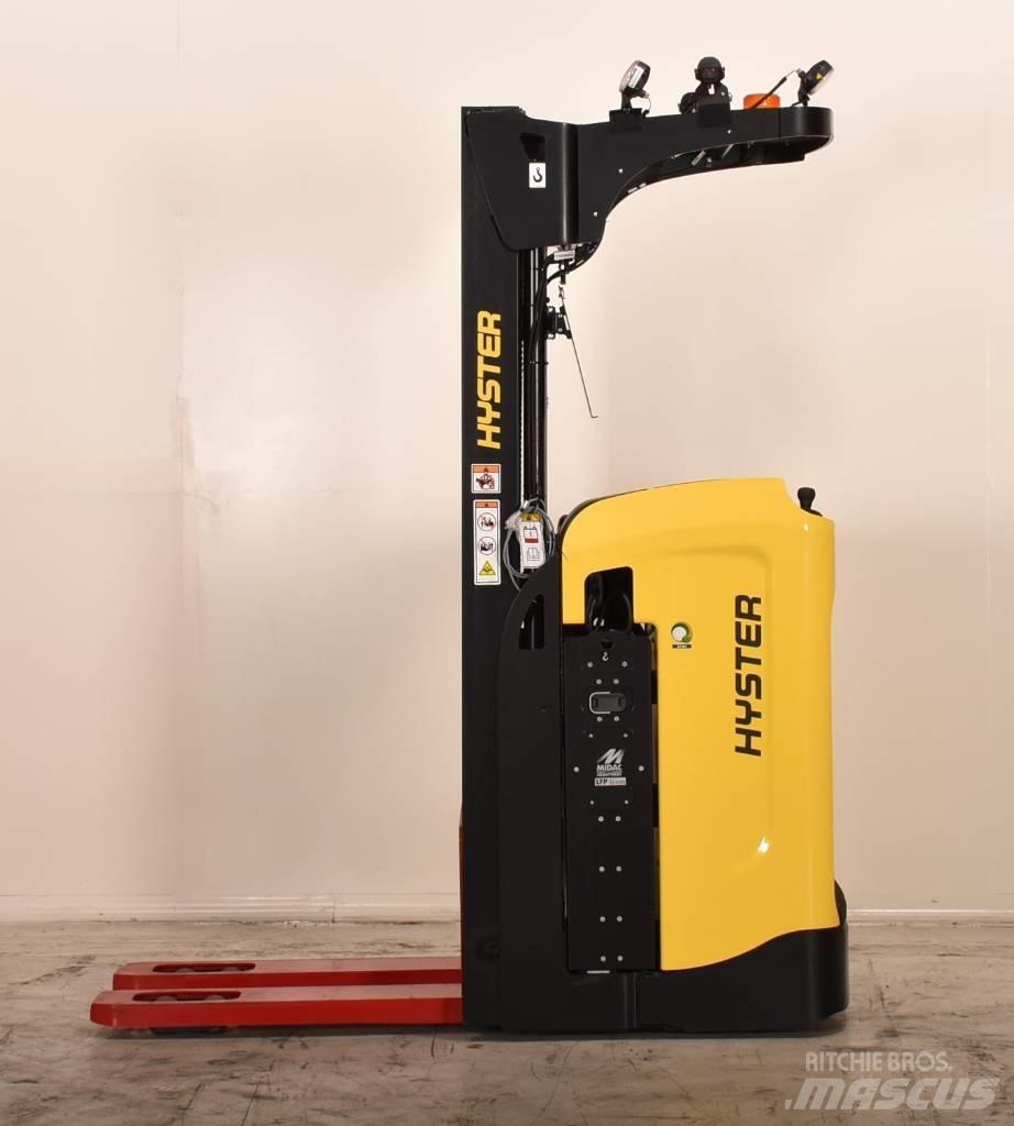 Hyster RS1.6 Самоходные электроштабелёры