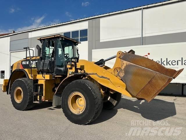 CAT 950M Фронтальные погрузчики