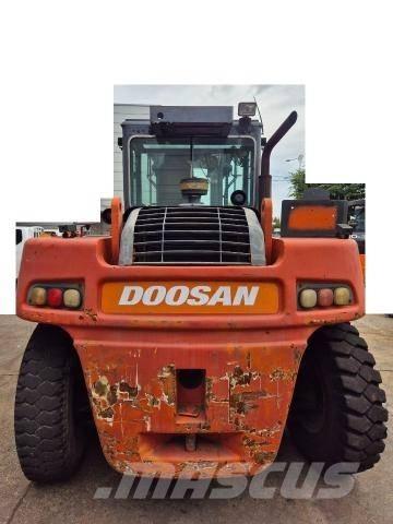 Doosan D 160 S-5 Дизельные погрузчики