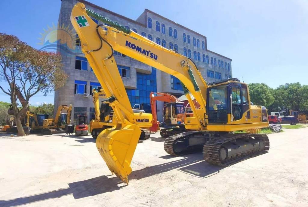 Komatsu PC 200-8 Гусеничные экскаваторы