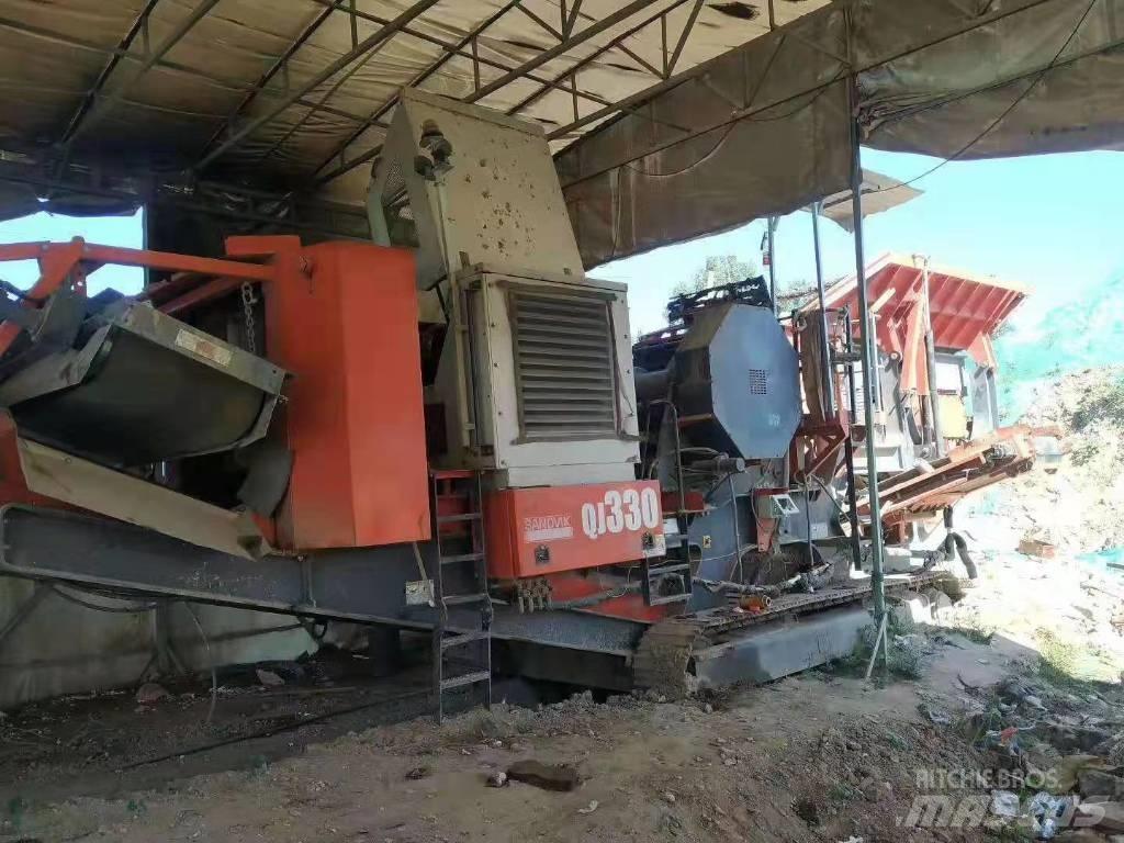 Sandvik QJ330 Мобильные дробилки