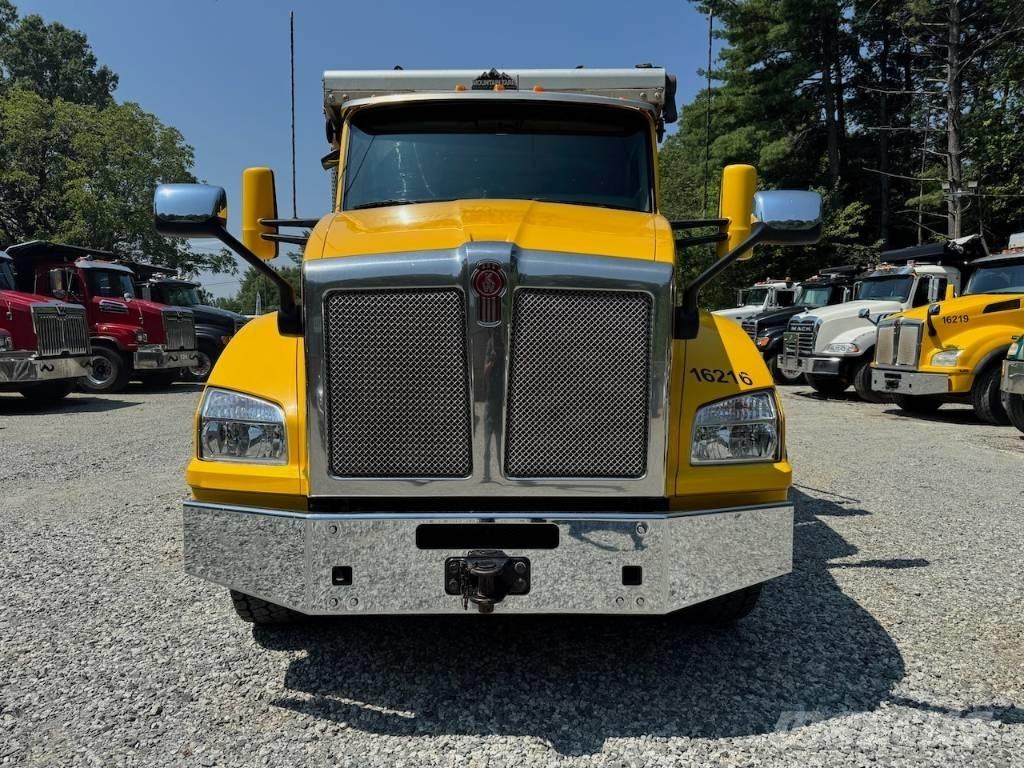 Kenworth T 880 Грузовики-Самосвалы