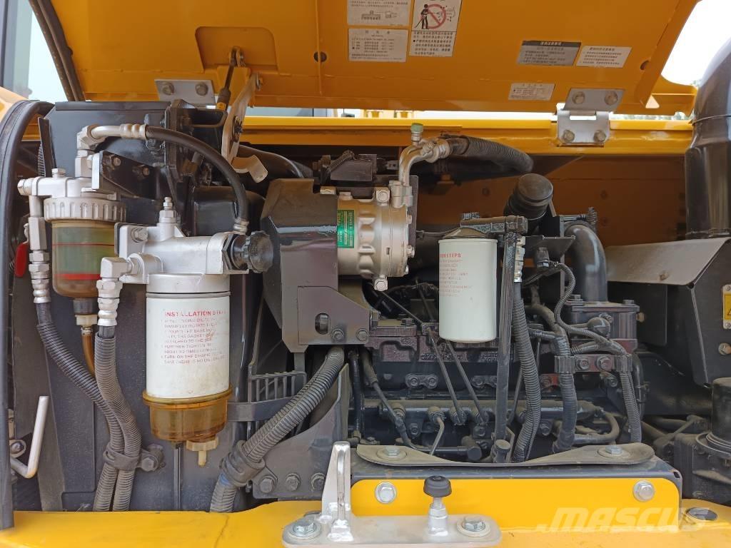 Komatsu PC 70 Малые экскаваторы 7т-12т