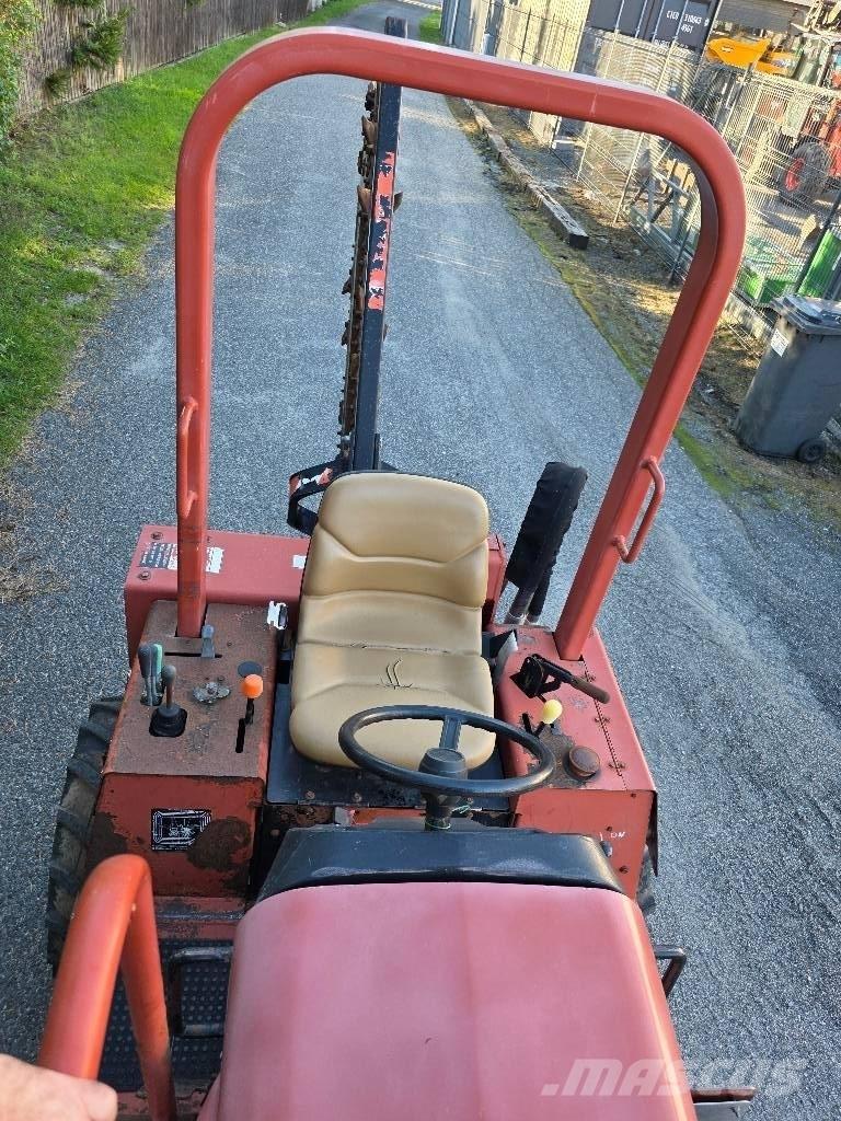 Ditch Witch RT 40 Траншеекопатели
