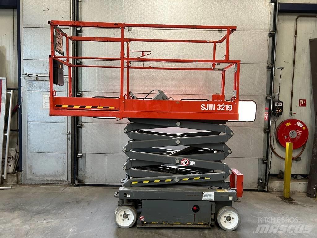 SkyJack SJ 3219 Ножничные подъемники