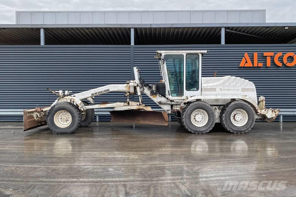 New Holland F156.6 Грейдеры