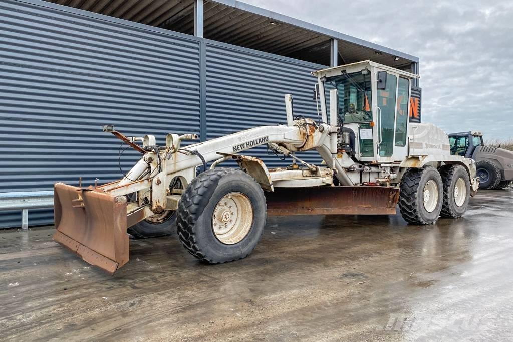 New Holland F156.6 Грейдеры