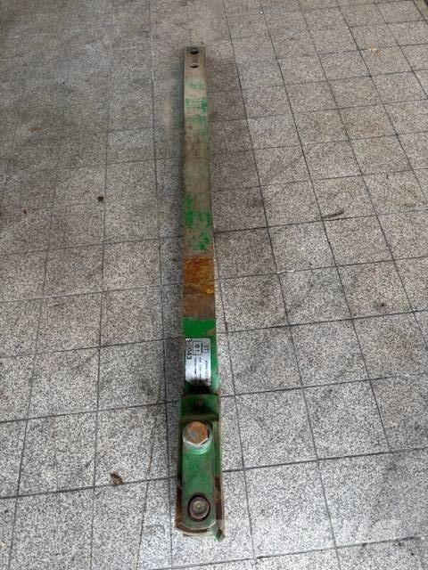 John Deere 8000 Навесное оборудование и запчасти