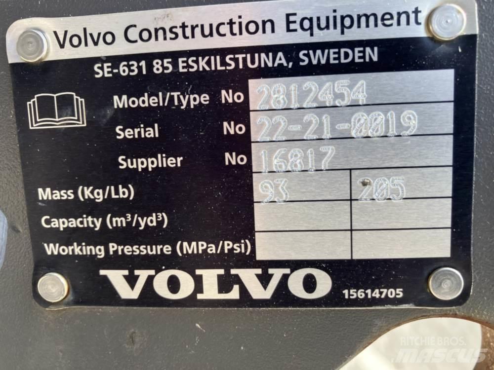 Volvo Gabelrahmen Паллетные вилы для фронтальных погрузчиков