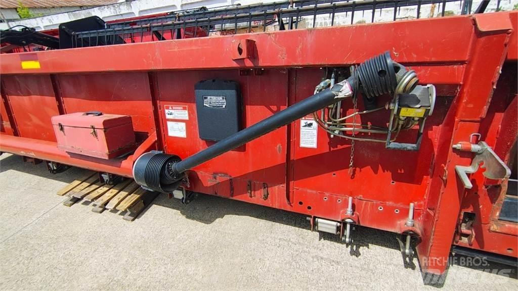 Case IH 3020 Харвестерные головки