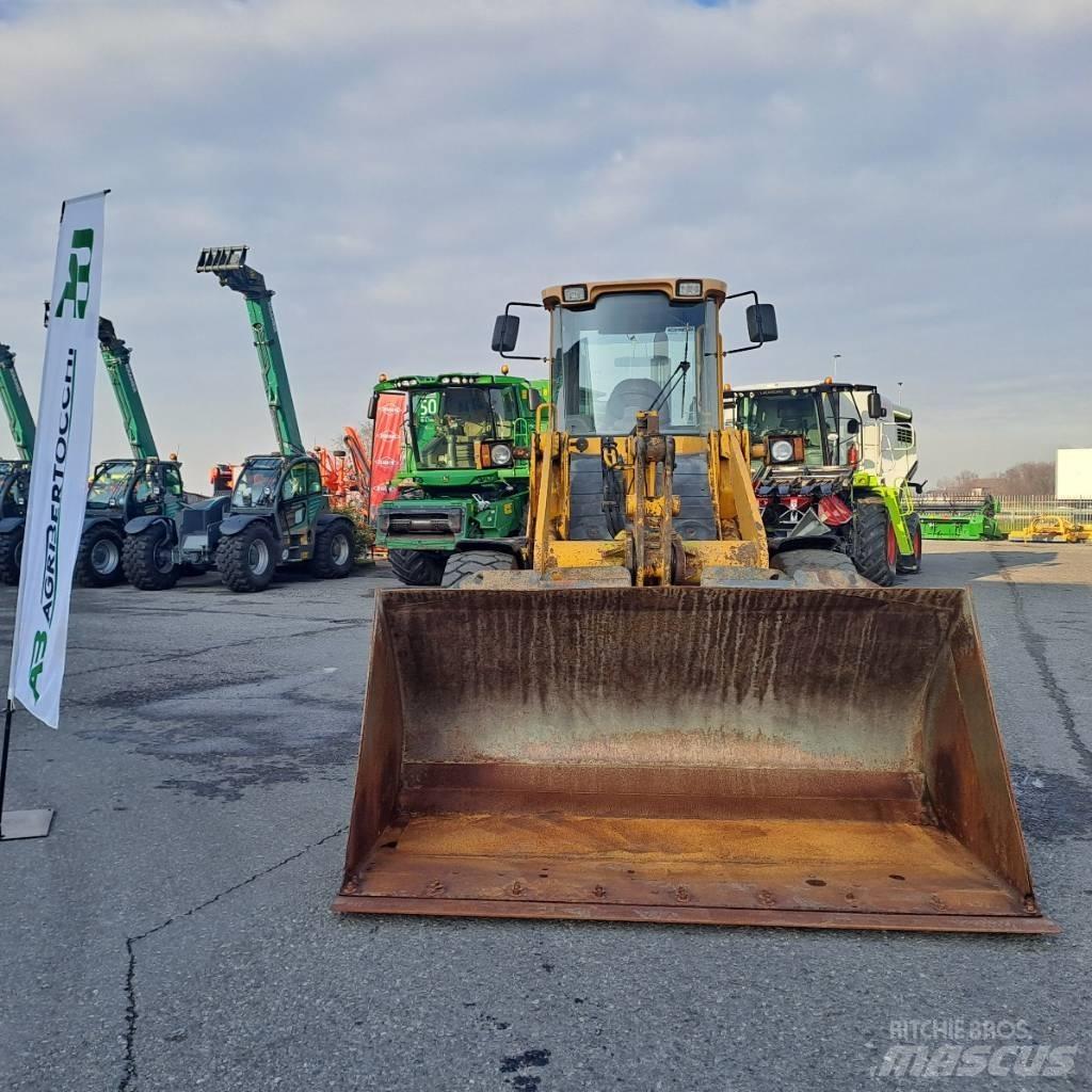 JCB 426 B Фронтальные погрузчики