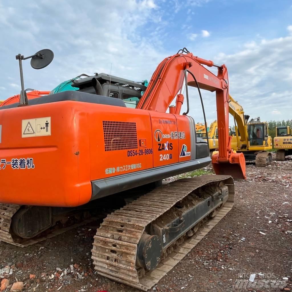 Hitachi zx240 Гусеничные экскаваторы