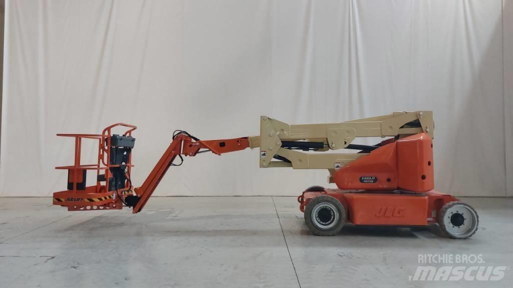 JLG E 400 AJPN Коленчатые подъемники