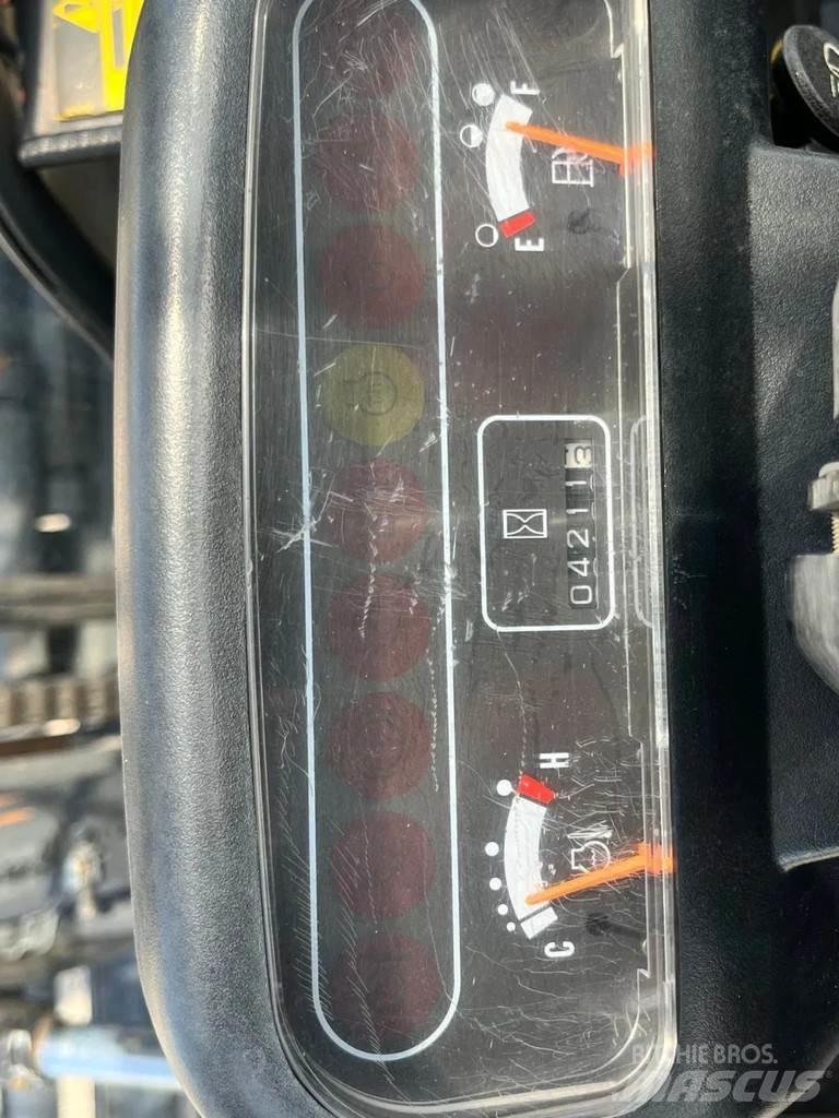 CAT DP70 Дизельные погрузчики