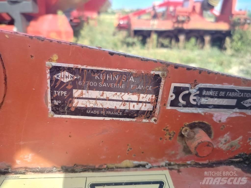 Kuhn HR 302 Пружинные бороны
