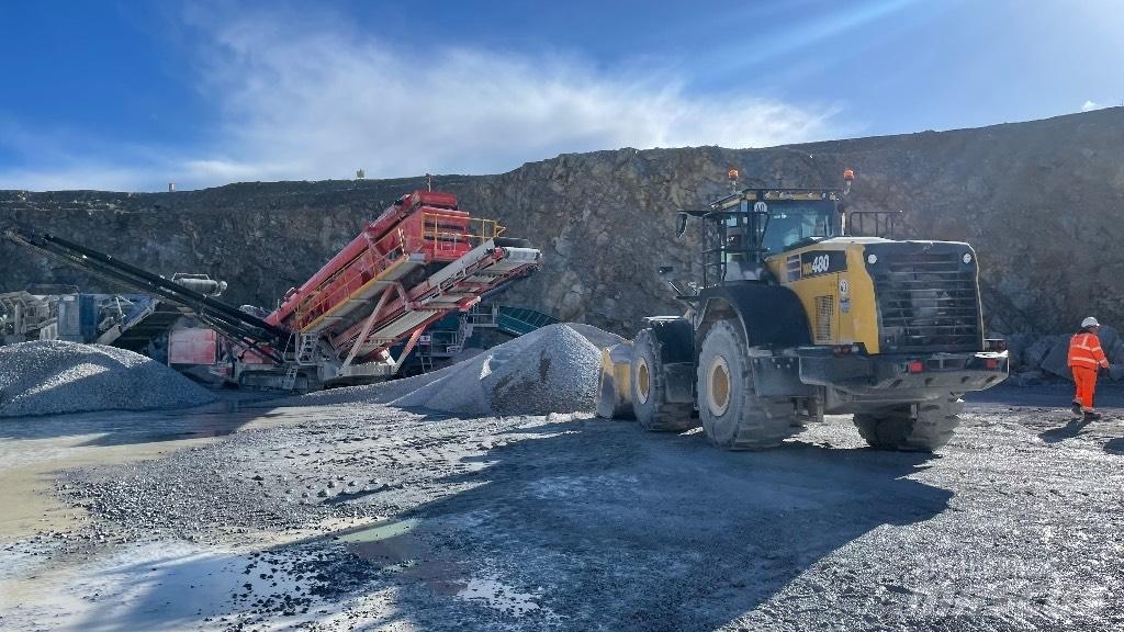 Komatsu WA480 Фронтальные погрузчики