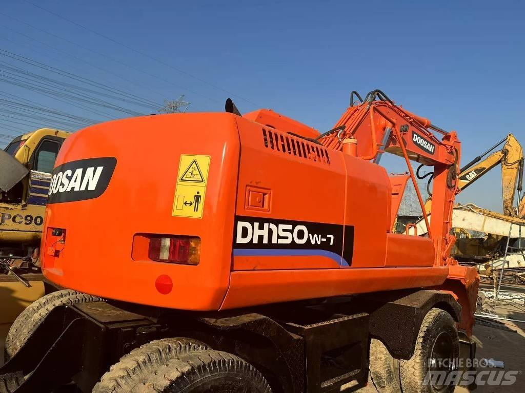 Doosan 150 W-7 Колёсные экскаваторы