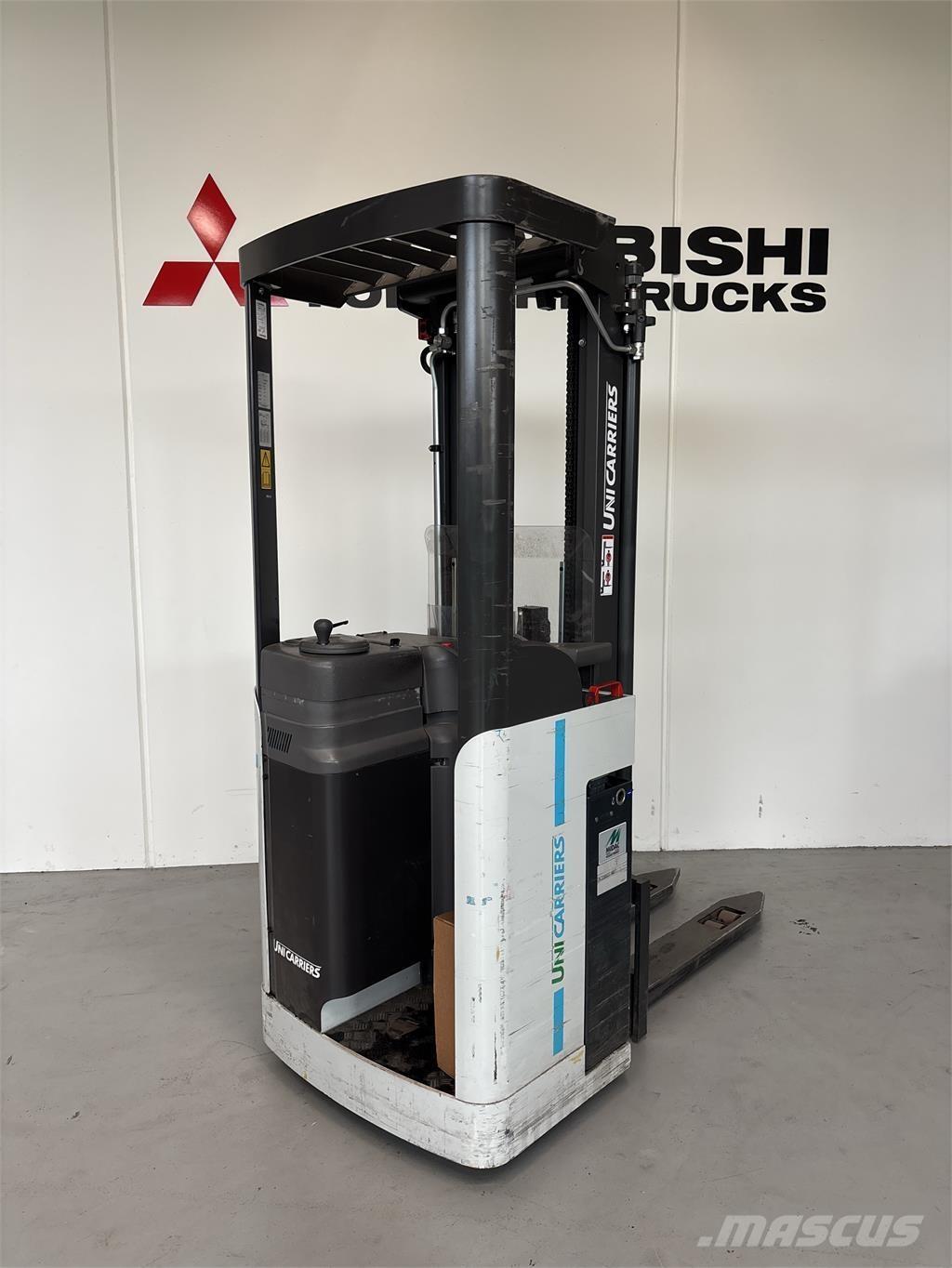 Atlet A160 Самоходные электроштабелёры