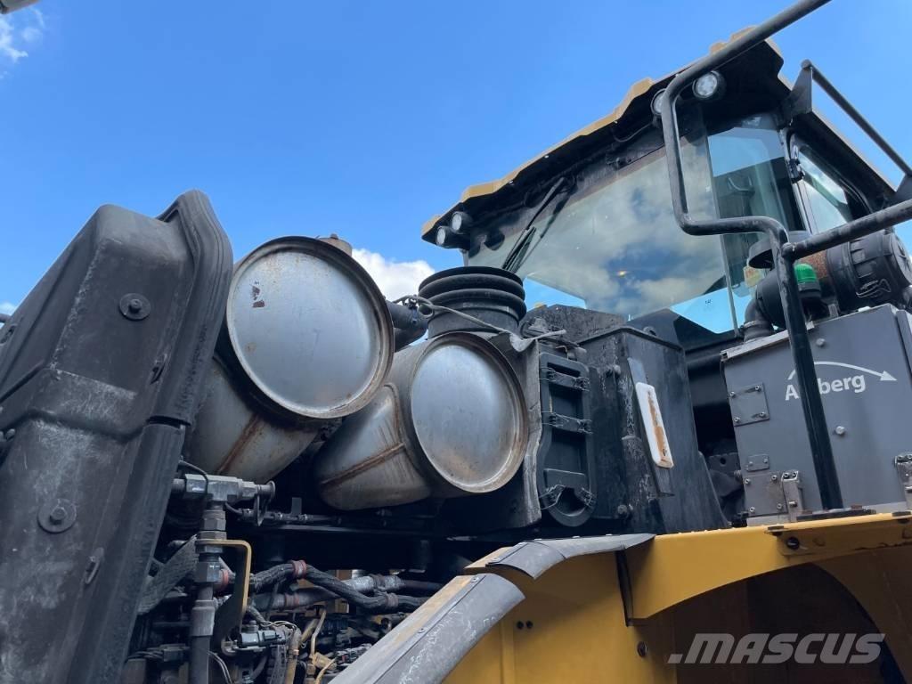 CAT 966MXE Фронтальные погрузчики