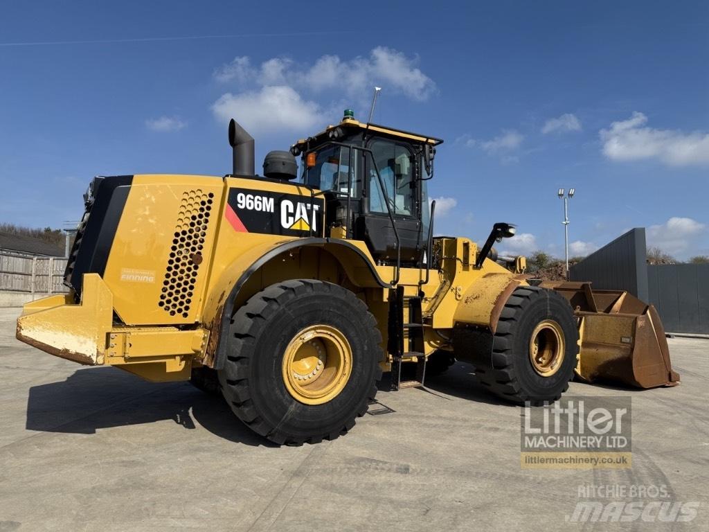 CAT 966 M Фронтальные погрузчики