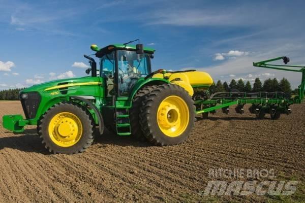 John Deere JD7930 Трактора