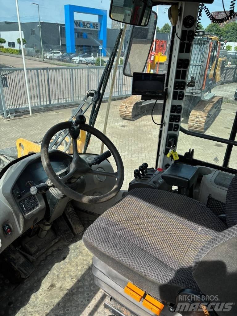 Volvo L 110 F Фронтальные погрузчики