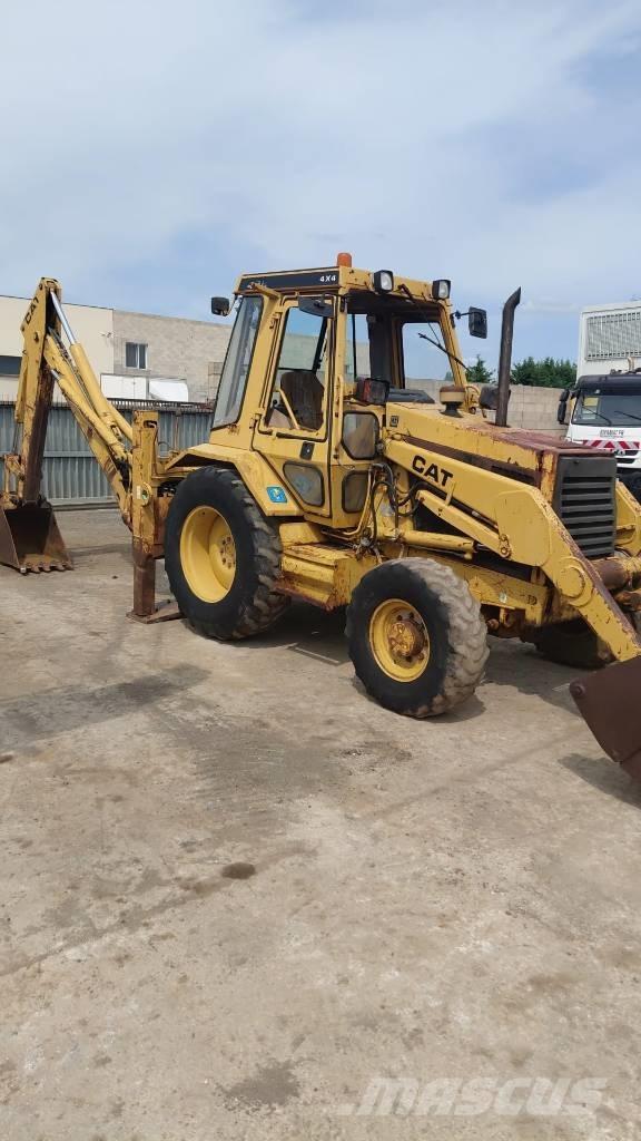 CAT 428 B 4x4 Экскаваторы-погрузчики