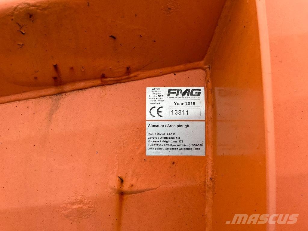 FMG 390 Снежные отвалы и плуги