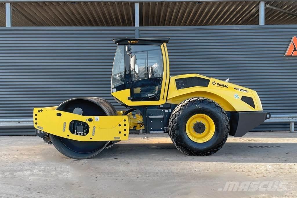 Bomag BW 213 D-5 Грунтовые катки