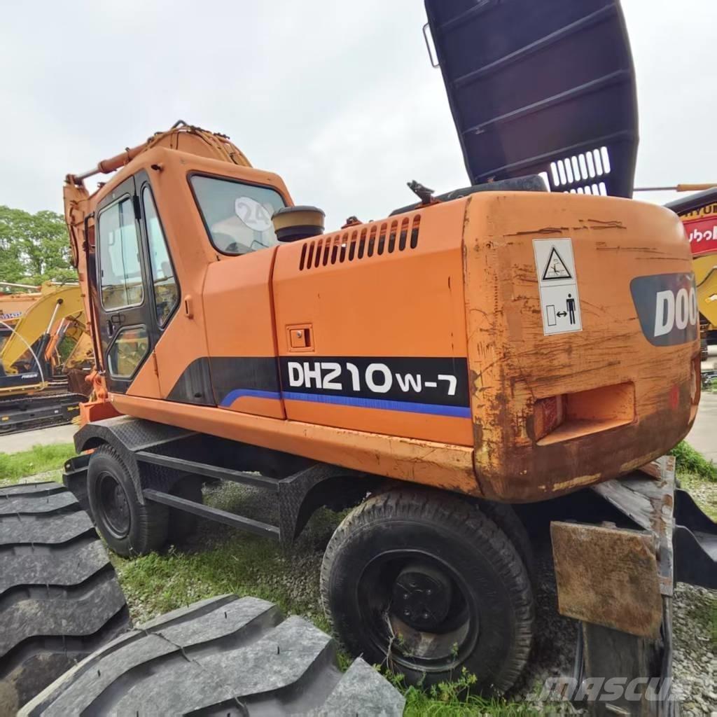 Doosan DH 210 W-7 Колёсные экскаваторы