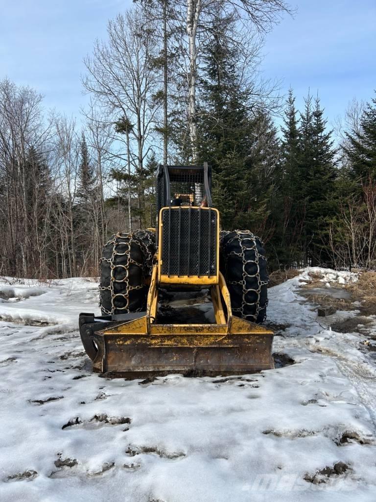 John Deere 640 D Трелевочные трактора