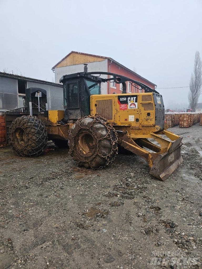 CAT 525 D Трелевочные трактора