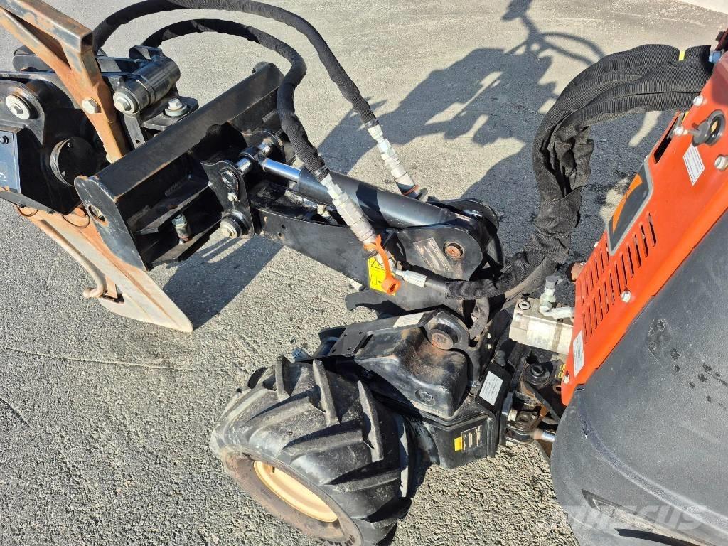 Ditch Witch R300 Траншеекопатели