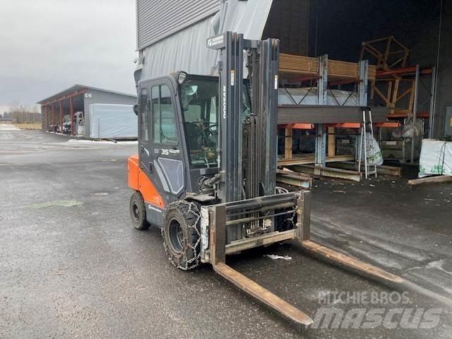 Doosan D35C-7 Дизельные погрузчики