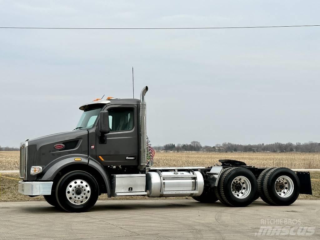Peterbilt 567 Седельные тягачи