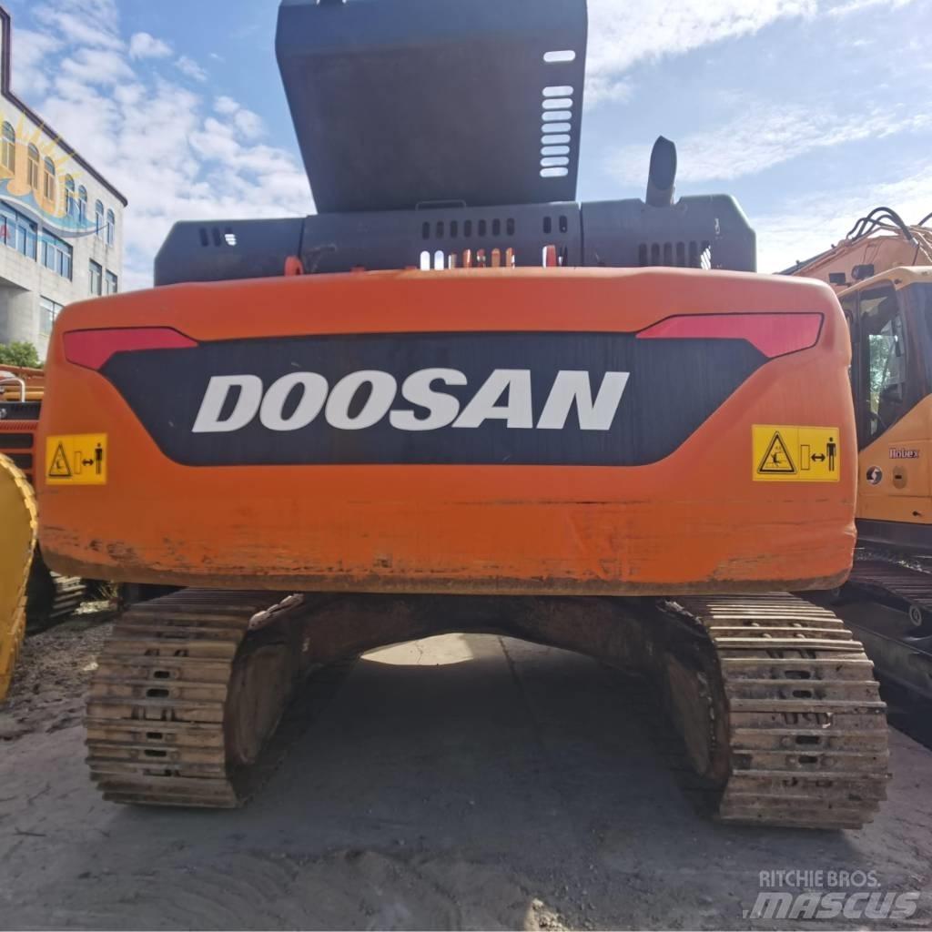 Doosan DX 300 LC Гусеничные экскаваторы
