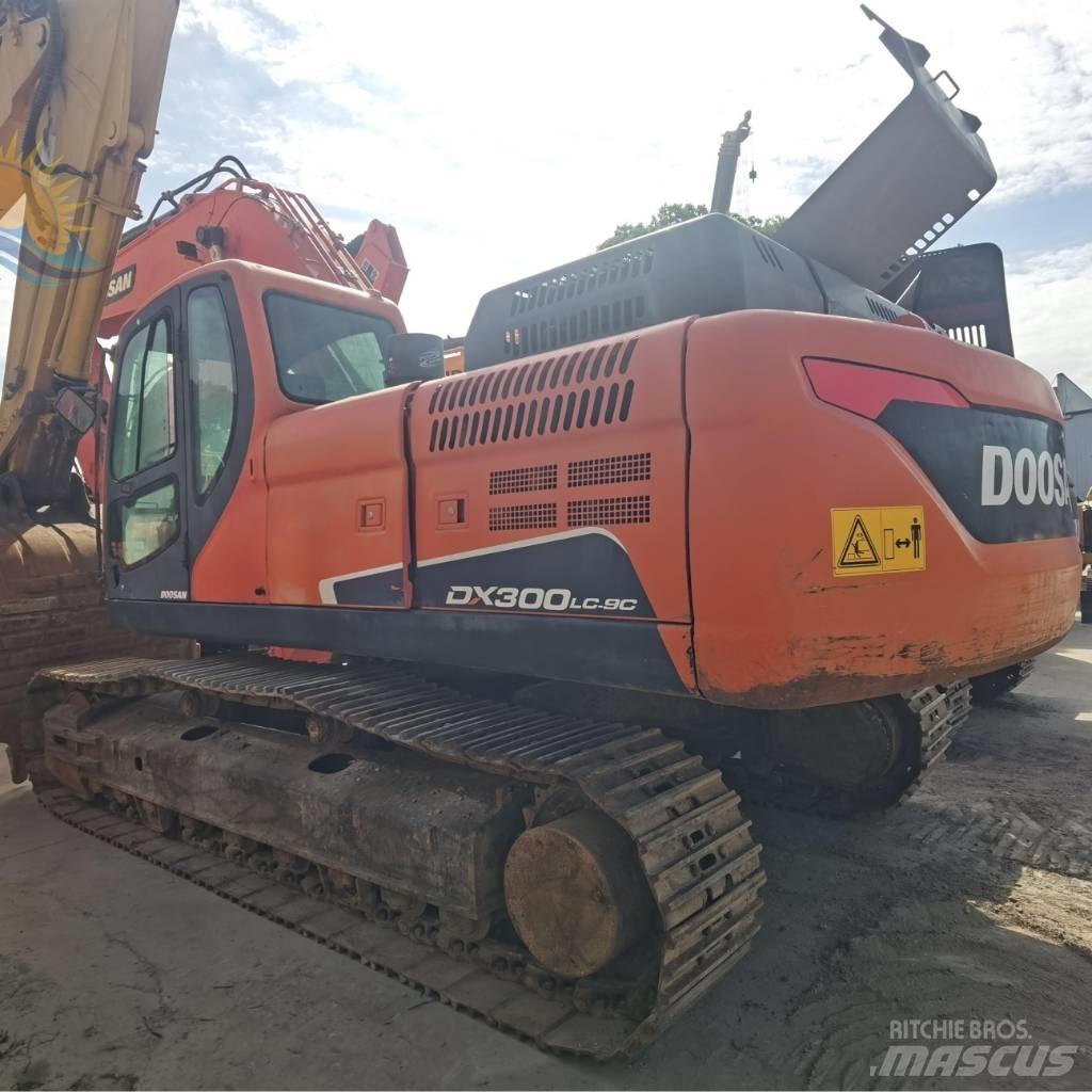 Doosan DX 300 LC Гусеничные экскаваторы