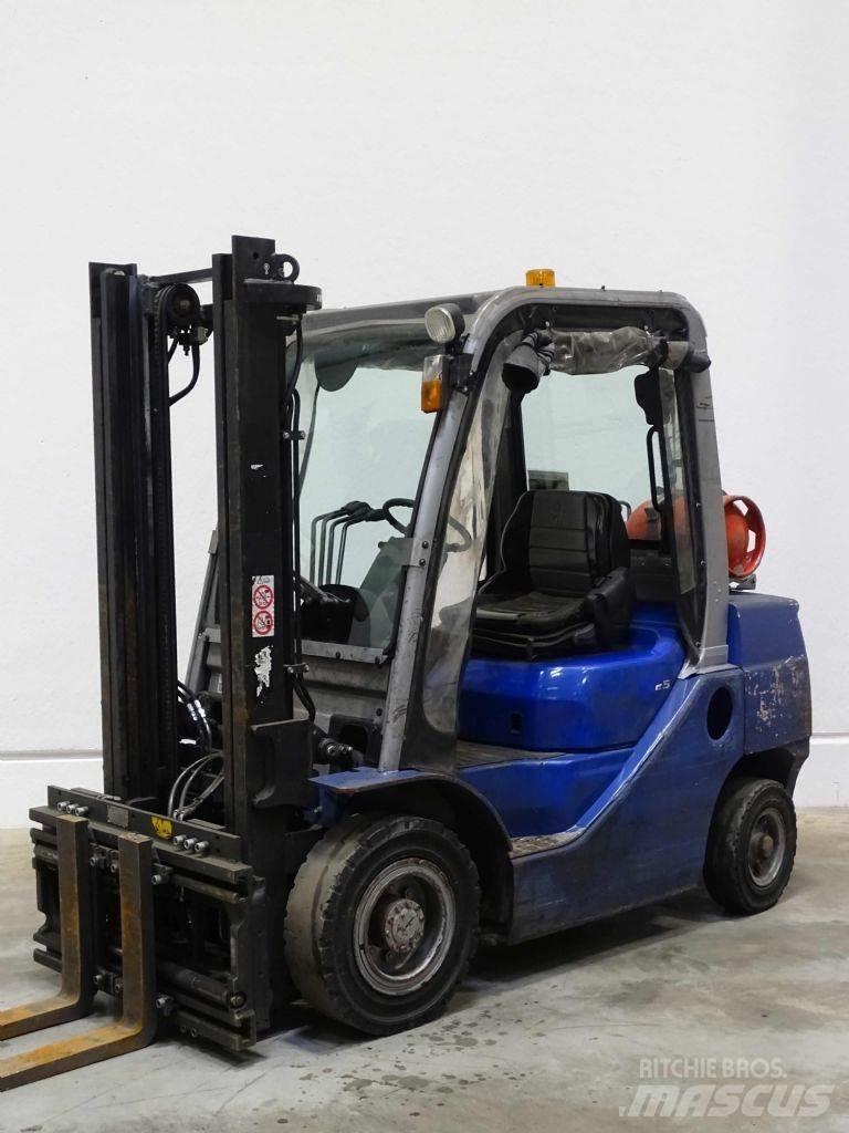 Cesab M325G Газовые погрузчики