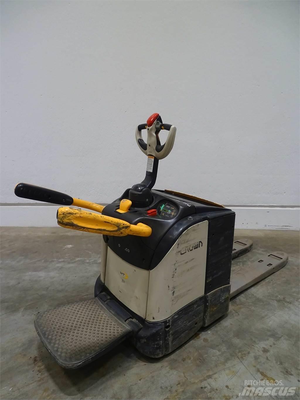 Crown WT3040 Ручные электрические тележки