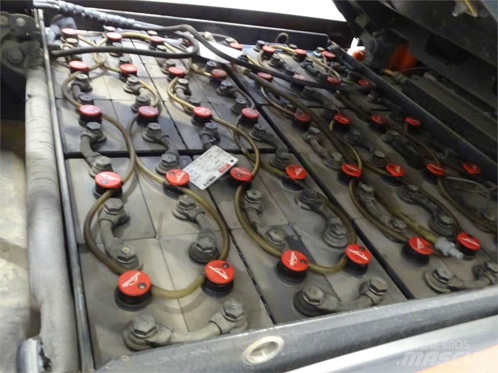 Linde E30HL Электропогрузчики