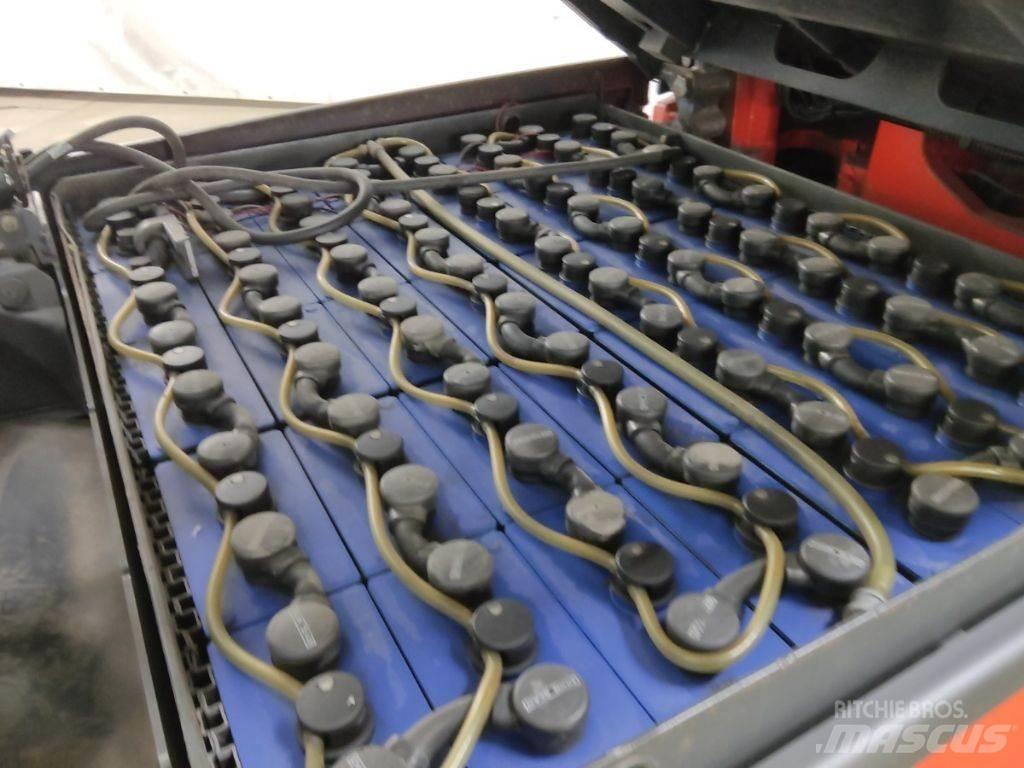 Linde E30L-01 Электропогрузчики