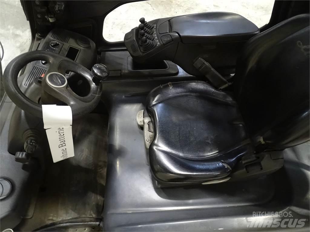 Linde E35L-01 Электропогрузчики