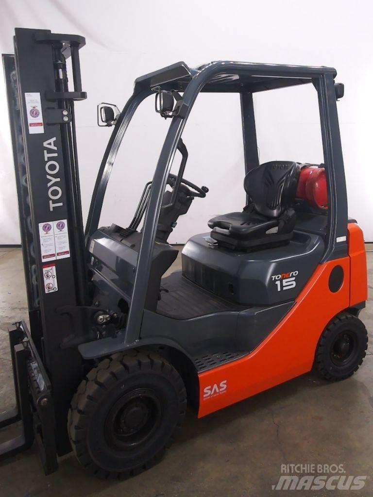 Toyota 02-8FGF15 Газовые погрузчики