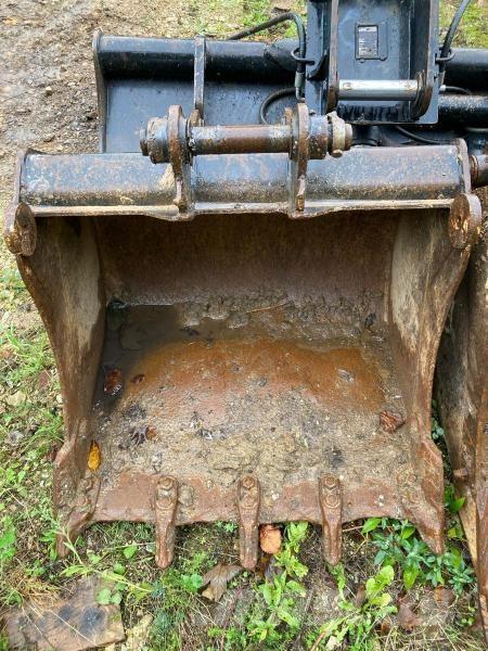 JCB 85Z-2 Гусеничные экскаваторы