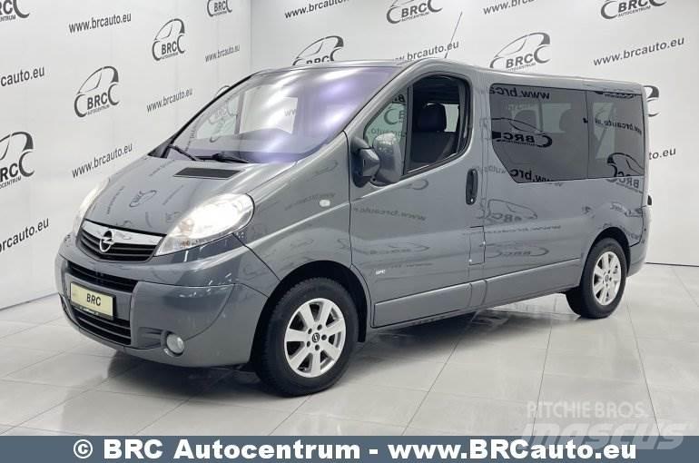 Opel Vivaro Микроавтобусы