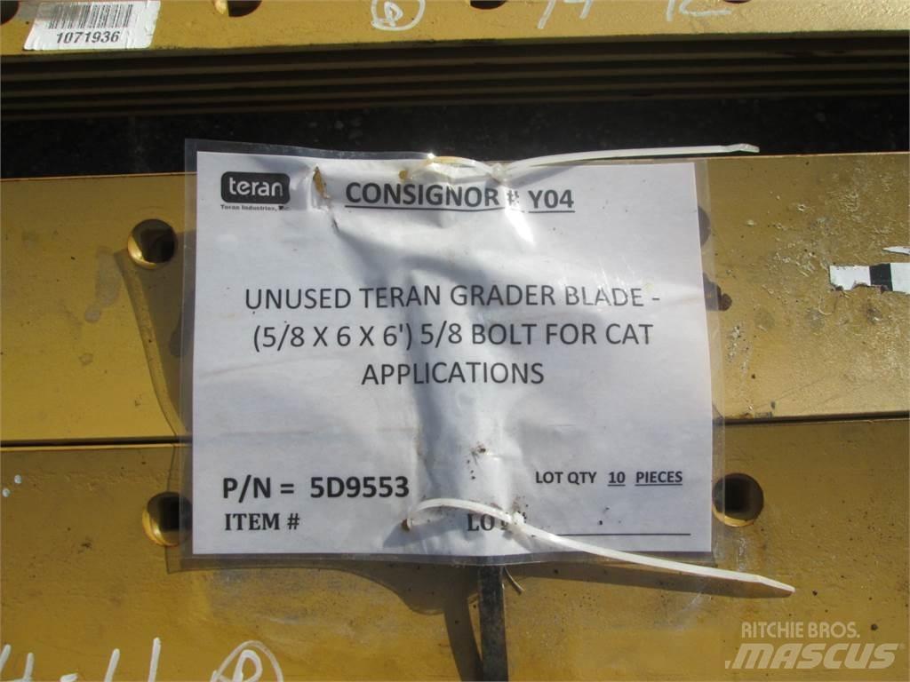 CAT  Бульдозерные отвалы