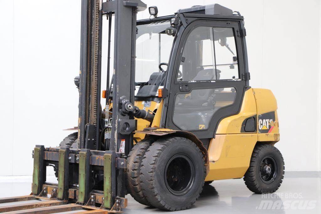 CAT DP40NT Дизельные погрузчики