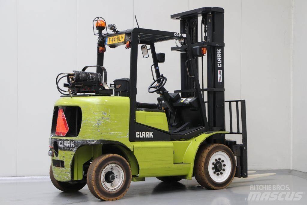 Clark CGP40 Газовые погрузчики